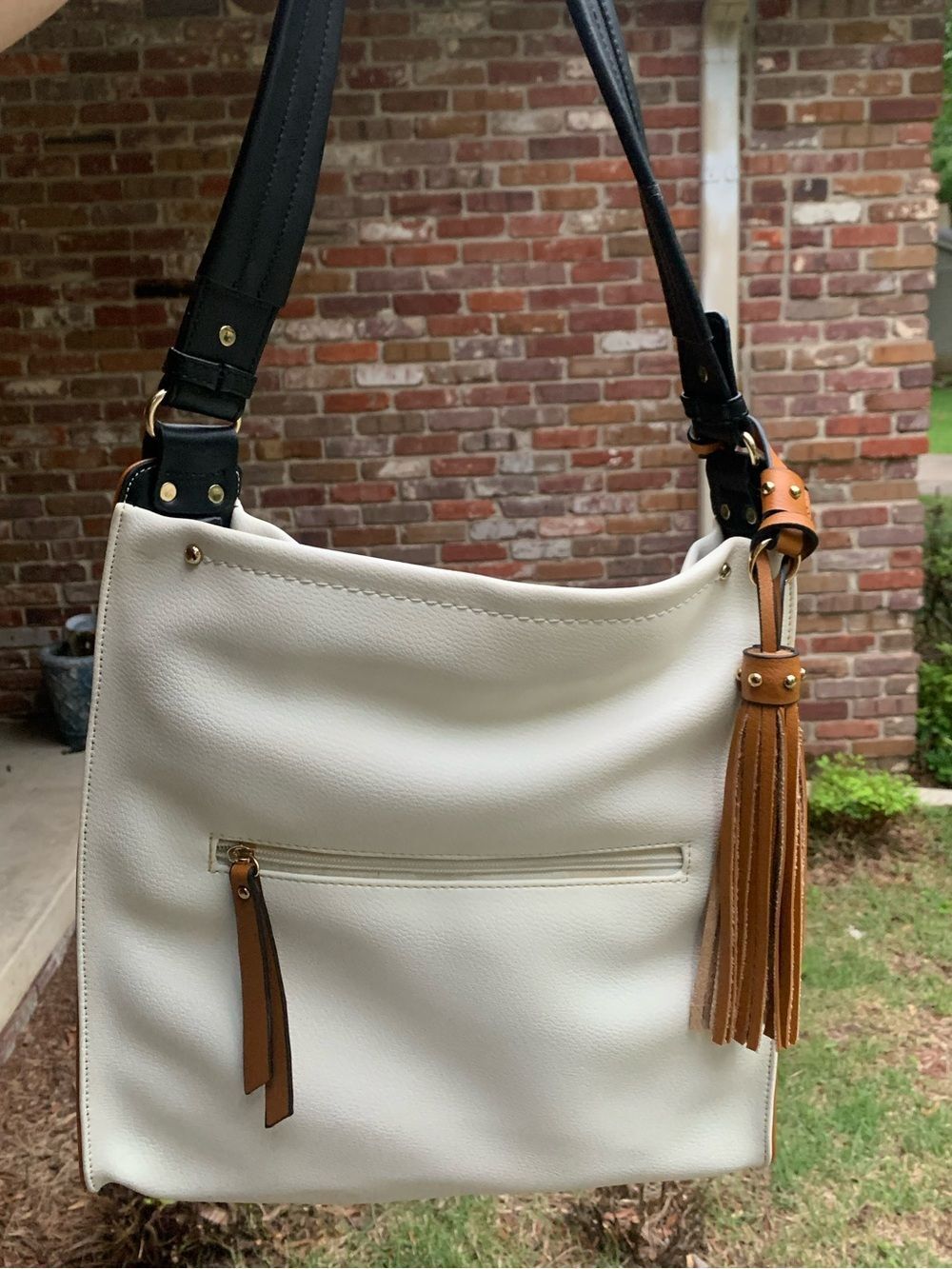 Sondra Roberts White and Tan Tote Bag with Tassel